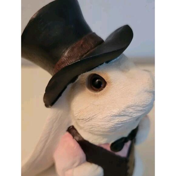 CBC Rabbit Figurine from Alice in Wonderland Hand Painted - Picture 5 of 11